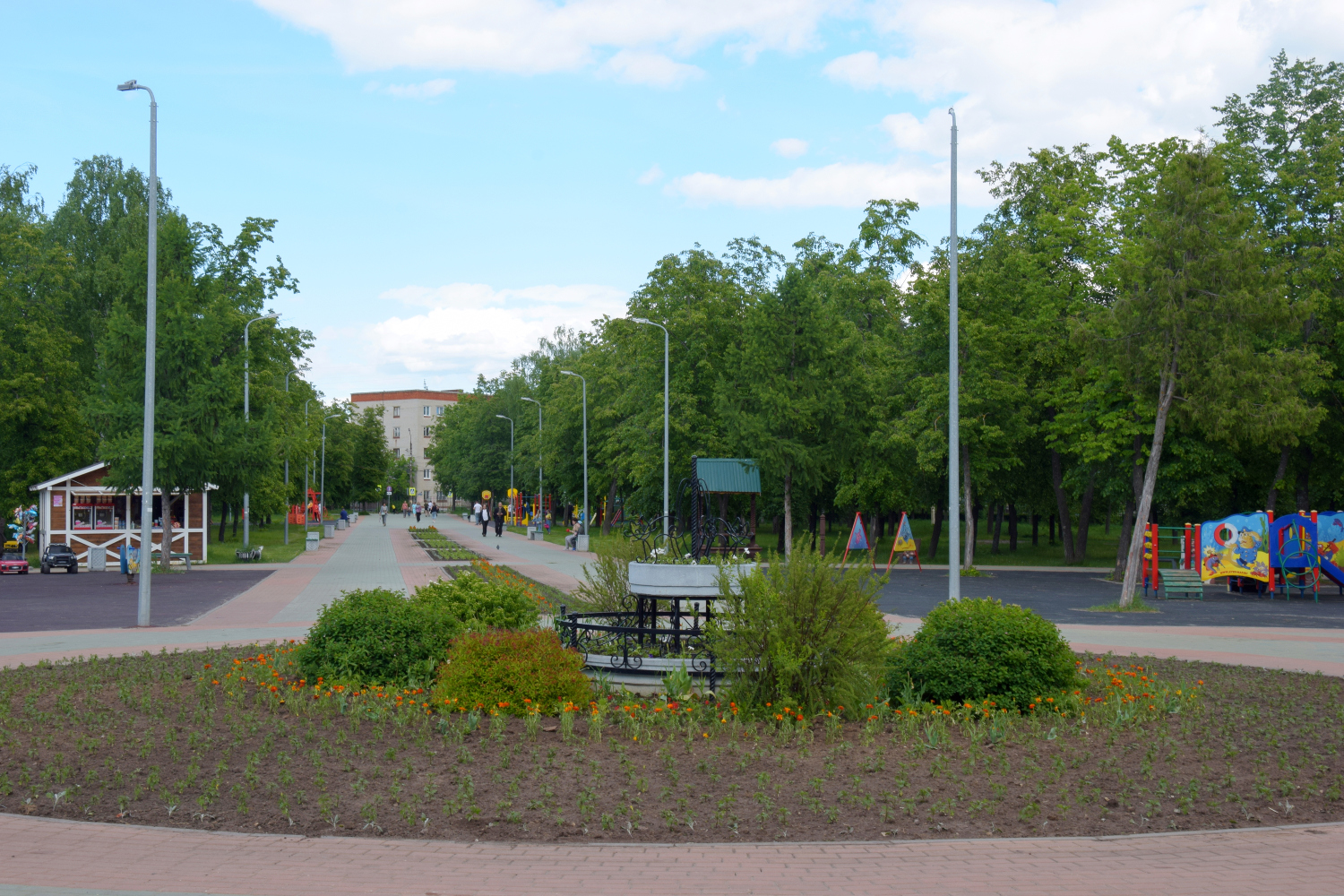 Белка парк Чебоксары. Сквер Ленина Бирск. Волжский парк Чебоксары. Forrest парк Чебоксары.